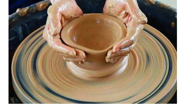 國內(nèi)外先進(jìn)陶瓷的發(fā)展現(xiàn)狀